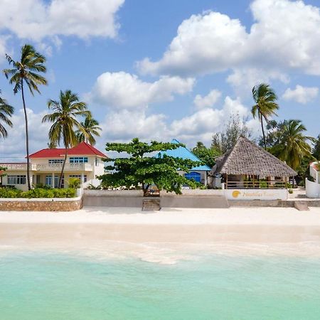 Uroa Beach Lodge Exterior photo